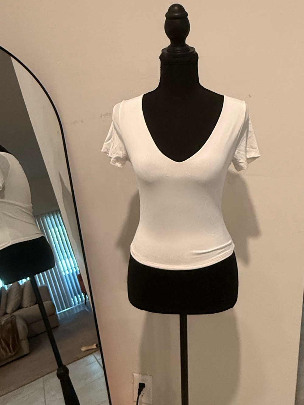 Women's White V-Neck Cropped Tee - Sleek Casual Top by Live in the moment